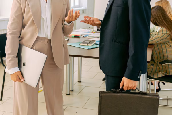 Évolution professionnelle : 800 000 postes attendent votre reconversion